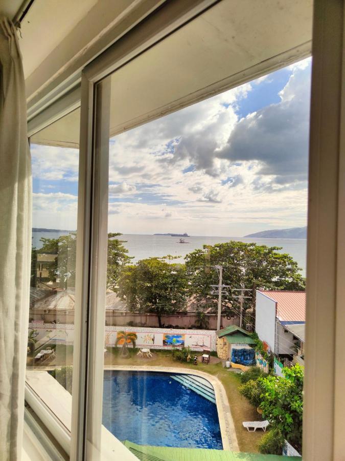 Wild Orchid Beach Resort Olongapo Luaran gambar