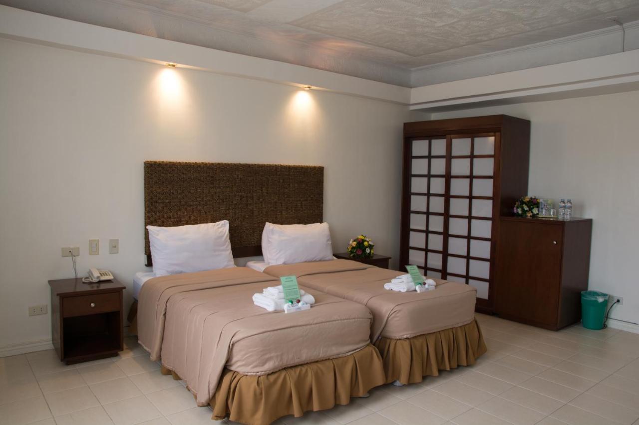 Wild Orchid Beach Resort Olongapo Luaran gambar