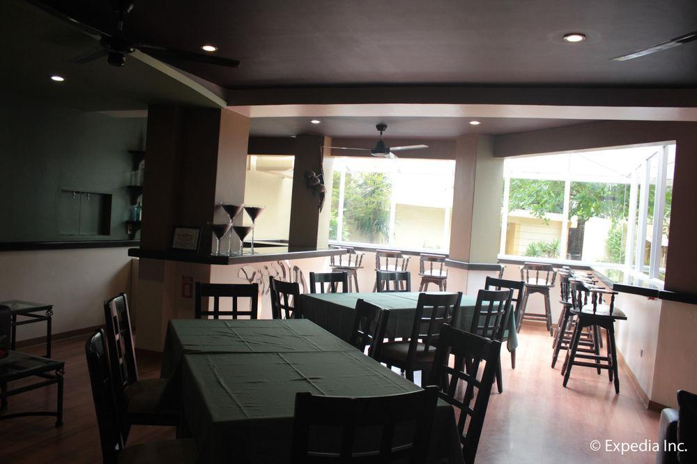 Wild Orchid Beach Resort Olongapo Luaran gambar