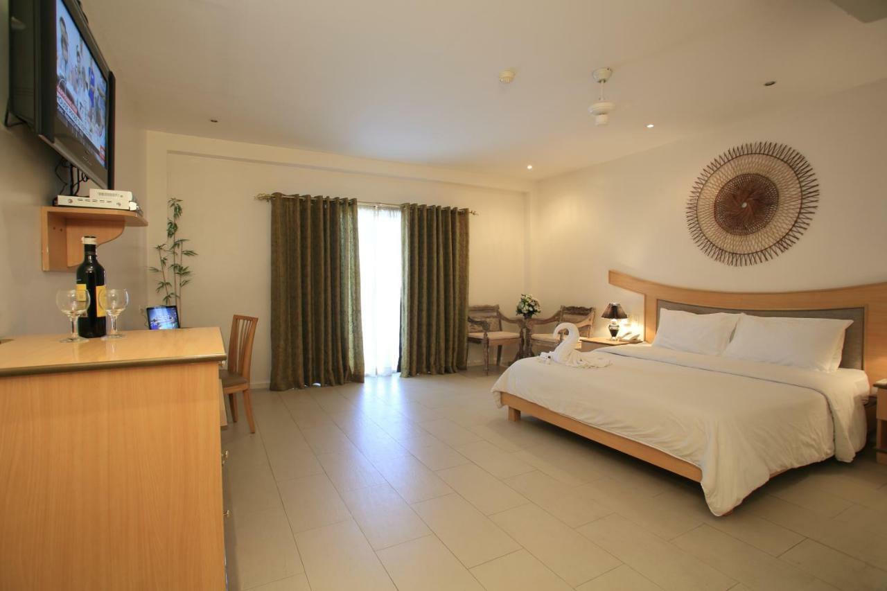 Wild Orchid Beach Resort Olongapo Luaran gambar